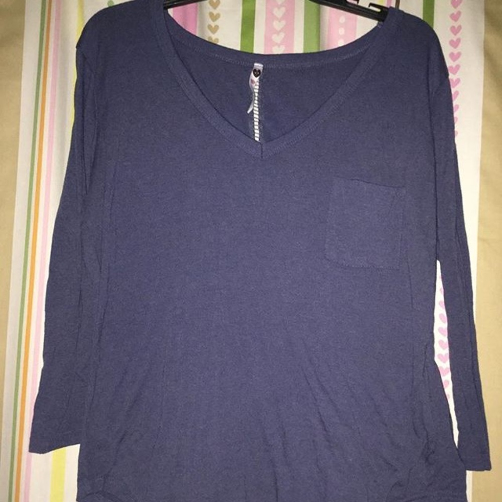 Three quarter length shirt